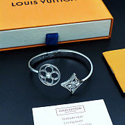 Kitlife Louis Vuitton Pearly Flower Bracelet Silver - 2