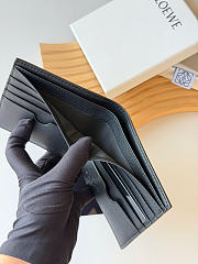 Kitlife Loewe Embossed Calfskin Short Wallet Black L1140 11x10cm  - 2