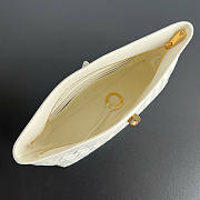 Kitlife Bottega Veneta Andiamo Boat Pouch White 876344 31x16x8cm  - 6