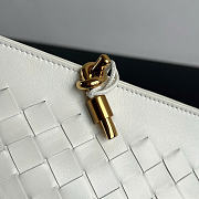 Kitlife Bottega Veneta Andiamo Boat Pouch White 876344 31x16x8cm  - 3