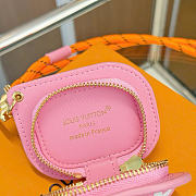 Kitlife Louis Vuitton Tune Key Holder and Bag Charm Pink Leather 8×6.5×3.5cm - 2