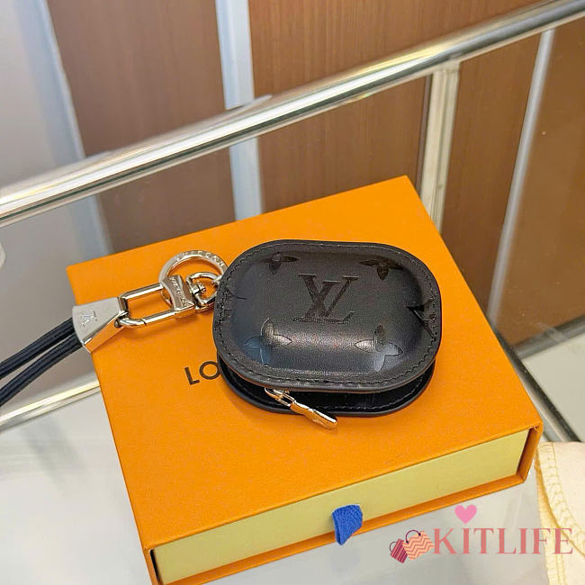Kitlife Louis Vuitton Tune Key Holder and Bag Charm Black Leather 8×6.5×3.5cm  - 1