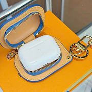 Kitlife Louis Vuitton Tune Key Holder and Bag Charm Blue Denim 8×6.5×3.5cm  - 5