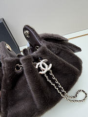 Kitlife Chanel 25C Drawstring Mini Handbag Dark Brown Sheepskin AS5631 20x22x12.5cm  - 4