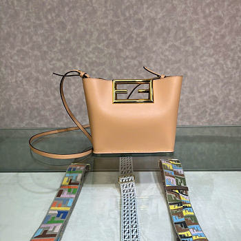 Kitlife Fendi Way Small Leather Bag Beige 20x9x17cm