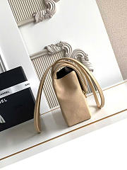 Kitlife Chanel 26P Flap Bag Beige Grained Shiny Calfskin AS6130 15x22x7cm - 6
