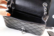 Kitlife Chanel Classic Mini Flap Bag Black 13.5x17x8cm - 3