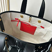 Kitlife Chanel Shopping Bag Fabric and Gold-plated Metal Black, White & Gray AS6200 30x36x17cm - 6