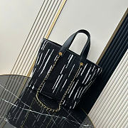 Kitlife Chanel Shopping Bag Fabric and Gold-plated Metal Black, White & Gray AS6200 30x36x17cm - 4