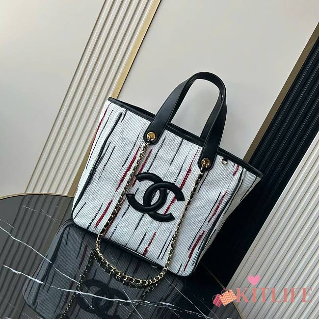 Kitlife Chanel Mini Shopping Bag Fabric and Gold-plated Metal Cream White, Black, Beige & Red AS6200 30x36x17cm - 1