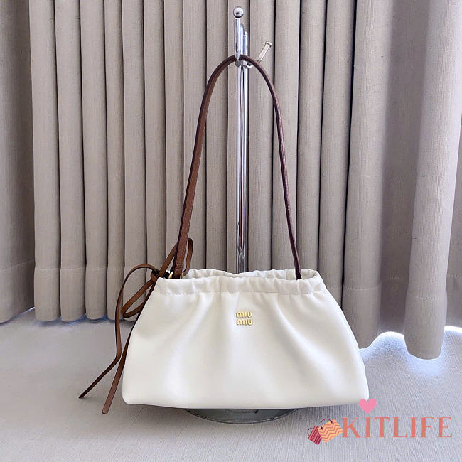 Kitlife Miu Miu Nappa Leather Pouch White 5NE030 24x13x9cm  - 1