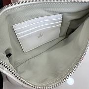 Kitlife Gucci GG Marmont Pouch With Strap White Vertical Matelassé Nappa Leather A006X2 26x13x1.5cm - 3