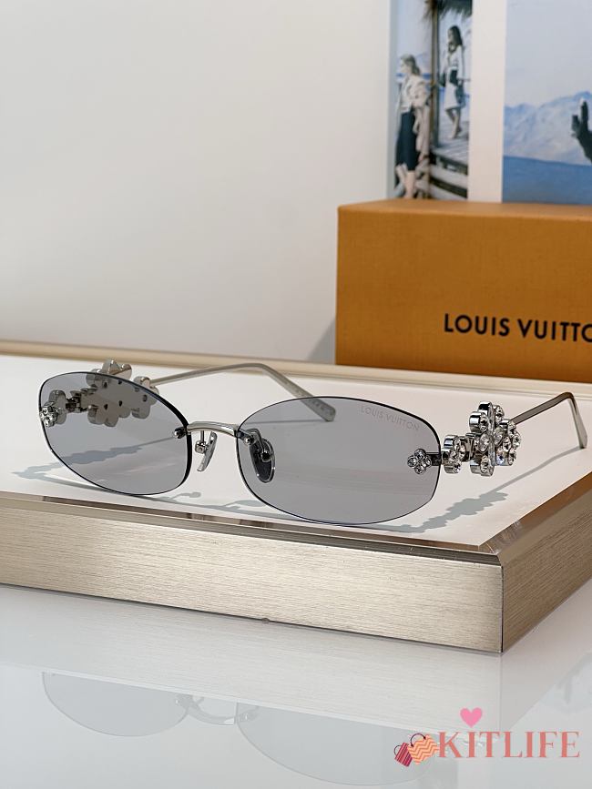 Kitlife Louis Vuitton Dazzling Oval Sunglasses - 1