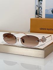 Kitlife Louis Vuitton Dazzling Oval Sunglasses - 5