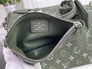 Kitlife Louis Vuitton Speedy P9 Bandoulière 30 Bag Green Ostrich Pattern M24426 30x17x21cm  - 5