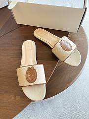 Kitlife Dior Dioriviera Médaillon Slide Natural Embroidered Cotton and Cognac Brown Calfskin - 2