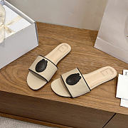 Kitlife Dior Dioriviera Médaillon Slide Natural Embroidered Cotton and Black Calfskin  - 2