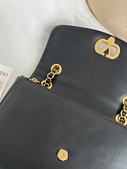 Kitlife Valentino Garavani Djuna Medium Chain Bag In Black Nappa Leather 26.5x17x7cm - 2