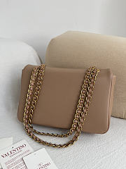 Kitlife Valentino Garavani Djuna Medium Chain Bag In Beige Nappa Leather 26.5x17x7cm  - 3