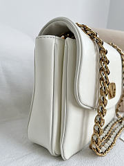 Kitlife Valentino Garavani Djuna Medium Chain Bag In White Nappa Leather 26.5x17x7cm  - 6