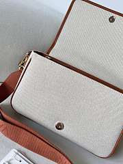 Kitlife Valentino Garavani  Chelsea Re Flap Bag Beige Canvas & Brown 18x28x8cm - 4