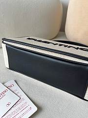 Kitlife Valentino Garavani Chelsea Re Flap Bag Beige Canvas & Black 18x28x8cm - 4