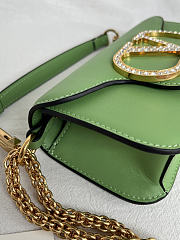 Kitlife Valentino Garavani Locò Small Shoulder Bag Green With Jewel Logo Gold Hardware 20x11x5cm  - 4