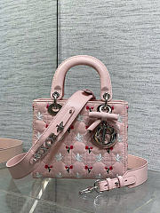 Kitlife Dior Dioramour Lady Bag Pink Cannage Lambskin Embroidered with Multicolor Doves & Roses Motif 20x17x8cm - 1