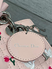 Kitlife Dior Dioramour Lady Bag Pink Cannage Lambskin Embroidered with Multicolor Doves & Roses Motif 20x17x8cm - 2