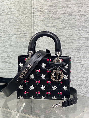 Kitlife Dior Dioramour Lady Bag Black Cannage Lambskin Embroidered with Multicolor Doves & Roses Motif 20x17x8cm 