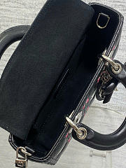 Kitlife Dior Lady D-Joy Bag Black Cannage Lambskin Embroidered with Multicolor Doves & Roses Motif 22x6x12cm  - 4