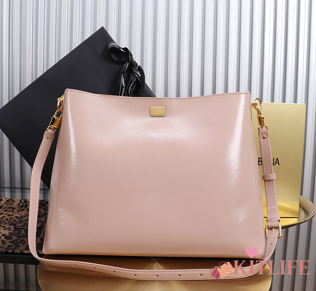 Kitlife Dolce & Gabbana Large Vittoria Calfskin Shoulder Bag Light Pink 40x12x30cm  - 1