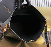 Kitlife Dolce & Gabbana Large Vittoria Calfskin Shoulder Bag Black 40x12x30cm  - 3