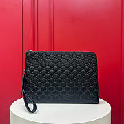 Kitlife Gucci GG Emblem Medium Pouch Black ‎850223 30x22x2.5cm  - 1