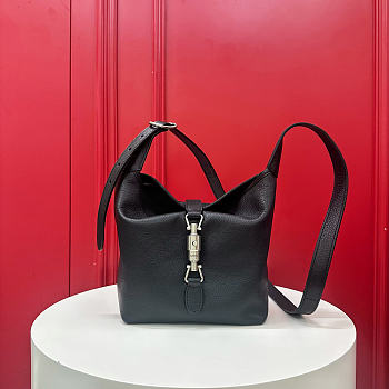 Kitlife Gucci GG Mini Bag With Piston Closure Black Leather A002LF 26x20x10cm