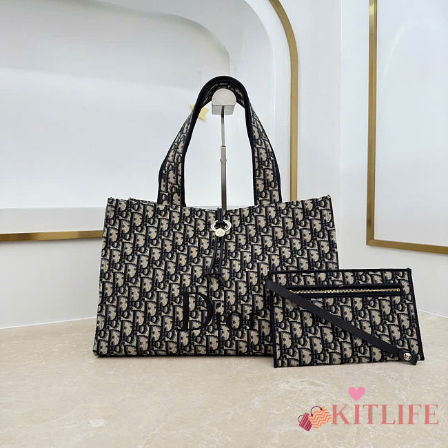 Kitlife Dior Dioriviera Medium Spongy Book Tote Dark Blue Spongy Dior Oblique Fabric 36x27x16cm - 1
