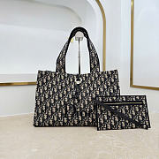 Kitlife Dior Dioriviera Medium Spongy Book Tote Dark Blue Spongy Dior Oblique Fabric 36x27x16cm - 1
