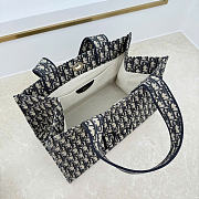 Kitlife Dior Dioriviera Medium Spongy Book Tote Dark Blue Spongy Dior Oblique Fabric 36x27x16cm - 3