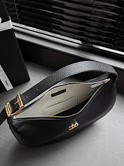 Kitlife Chanel Hobo Handbag Black Tanned Calfskin & Gold-tone Metal AS6570 21x30x9cm - 3
