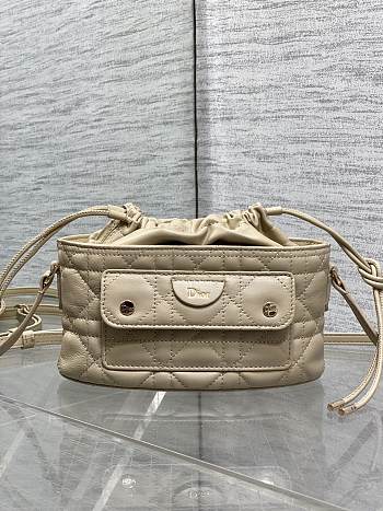 Kitlife Dior Caro Mini Bucket Bag Beige 20x22x5.5cm