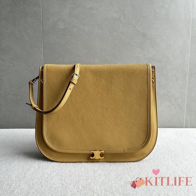 Kitlife Celine Soft Triomphe Besace Bag In Beige Suede 32x2x26cm  - 1