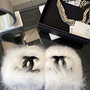 Kitlife Chanel 26A Fur Slides White - 3