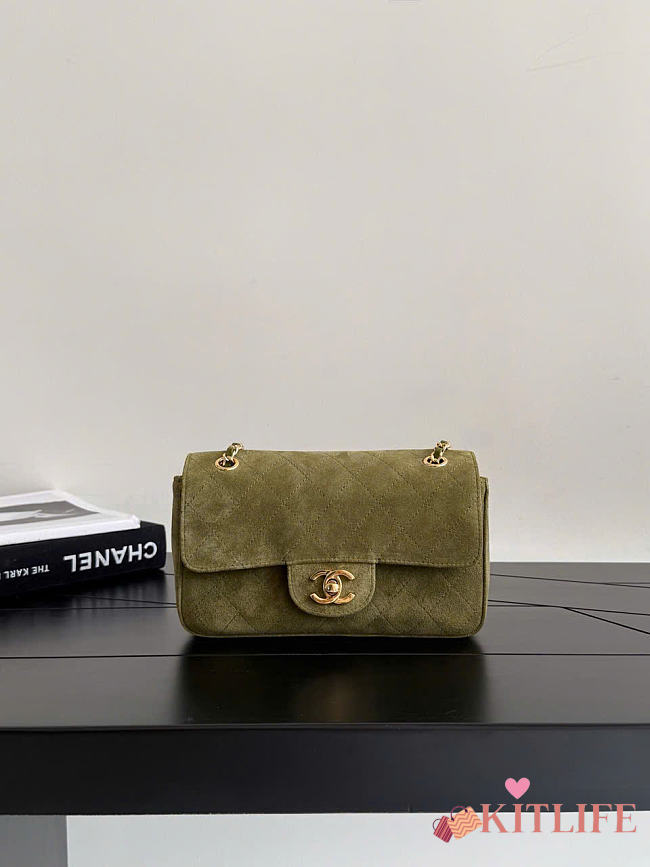 Kitlife Chanel Maxi Mini Flap Bag Light Green Suede AS6573 13x20x6cm - 1