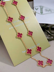Kitlife Van Cleef & Arpels Unveils The Iconic Alhambra In Pink Enamel - 3