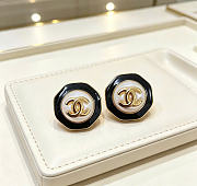 Kitlife Chanel Vintage Double-C Stud Earrings Black / White - 4