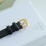 Kitlife Van Cleef & Arpels Alhambra Women's Watch In Gold 30mm - 3