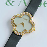 Kitlife Van Cleef & Arpels Alhambra Women's Watch In Gold 30mm - 6