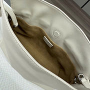 Kitlife Loewe Flamenco Clutch in White Nappa Calfskin 262355 23x18x9cm  - 2
