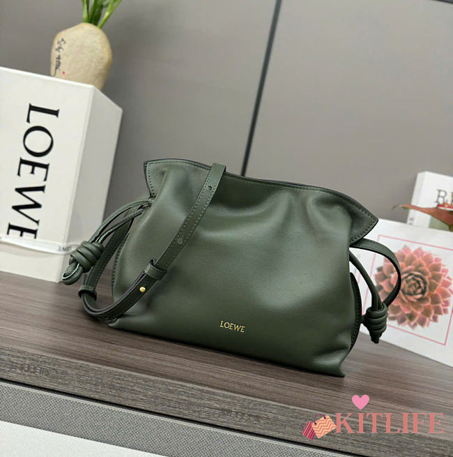 Kitlife Loewe Flamenco Clutch in Green Khaki Nappa Calfskin 262355 23x18x9cm - 1