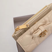 Kitlife Dior Qixi Lady Dahlia Wallet Beige Cannage Lambskin 12×9×2cm  - 3